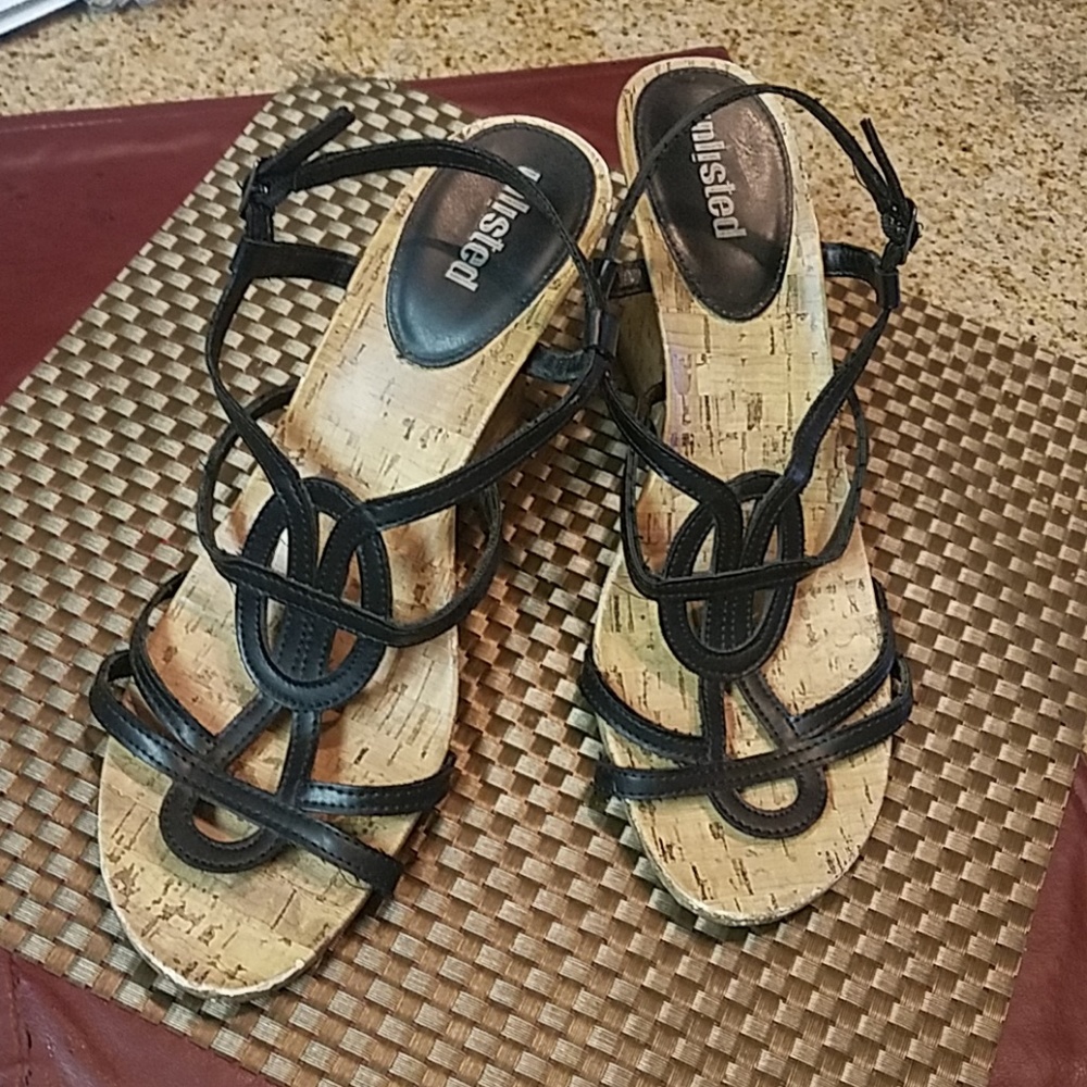 Black wedge sandal